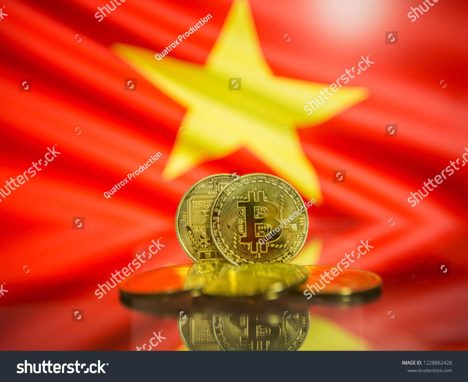 Nhậ