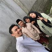 Tân