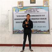 Nhi