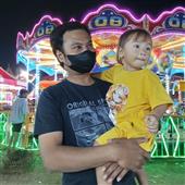 Thầ