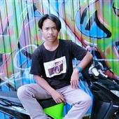thầ