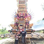 Thậ