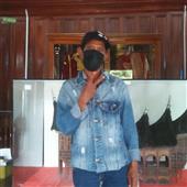 Thầ