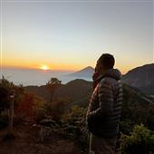 Nhậ