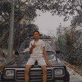 nhậ