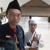 THẦ