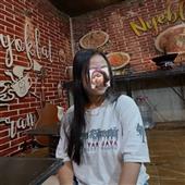 Tỷ 