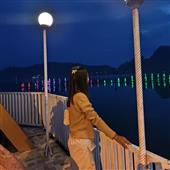 Thậ
